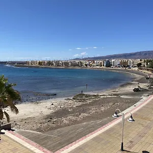 https://arinaga-colors-apartments.in-canary-islands.com